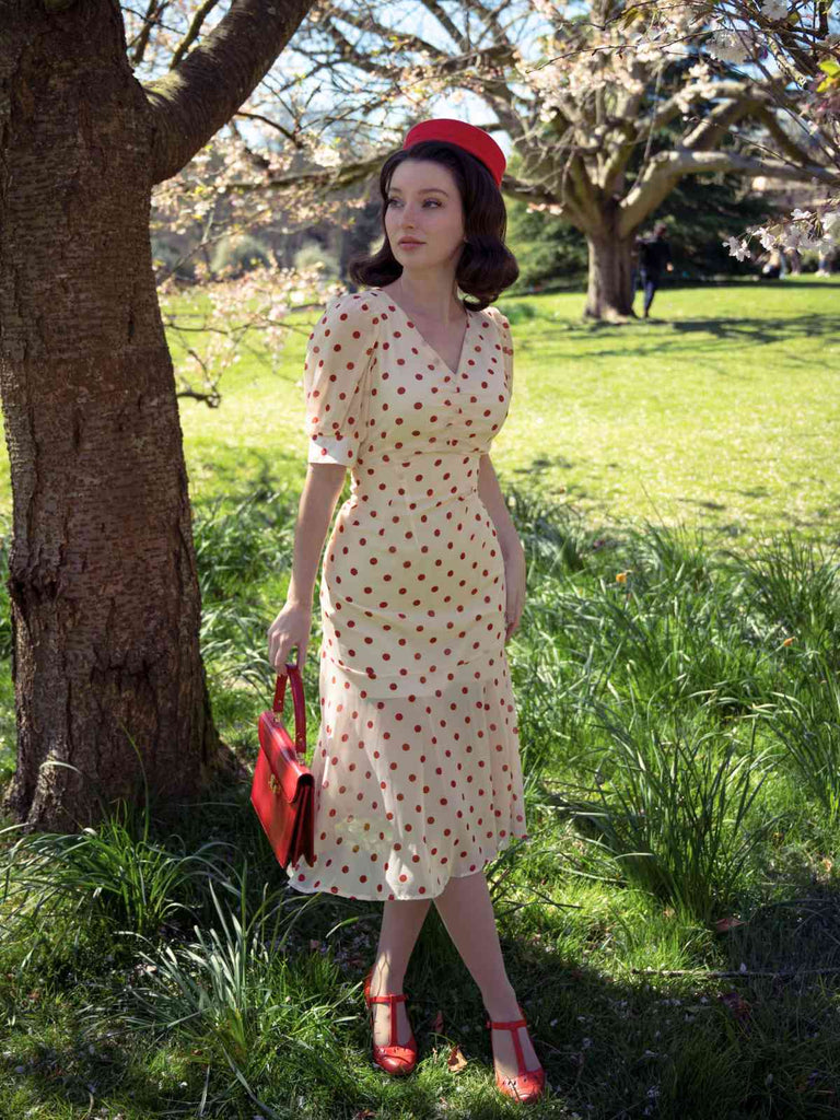 Beige 1930er Polka Dot Meerjungfrauenkleid