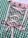 2PCS 1950er Oktoberfest Dirndl Weiß Top & Grün Plaid Kleid & Rosa Schürze