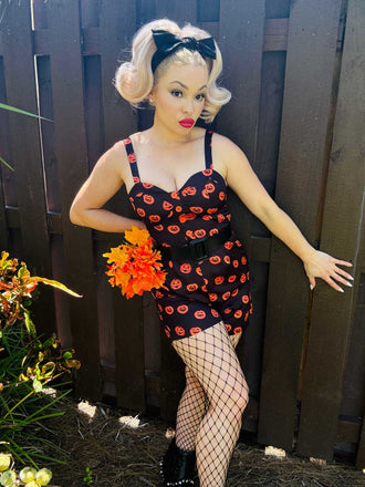 Schwarz 1950er Halloween Kürbisgesicht Romper