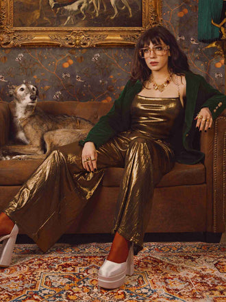 Disco outfit Metallic Gold 1980er Wasserfallkragen Spaghetti Träger Jumpsuit