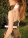 Disco outfit Metallic Gold 1980er Wasserfallkragen Spaghetti Träger Jumpsuit