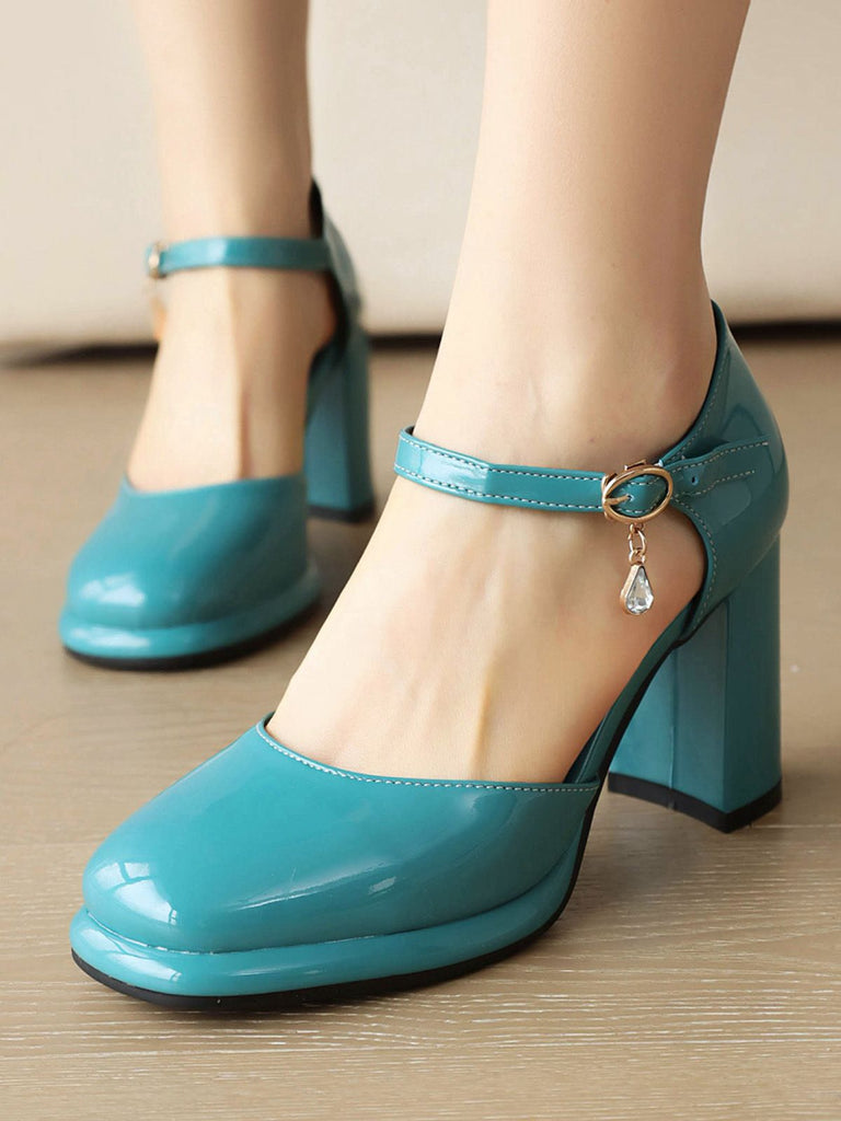 Vintage Lackleder Knöchelriemen Block Absatz Pumps