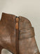 Boots mit Cut-out und Blockabsatz