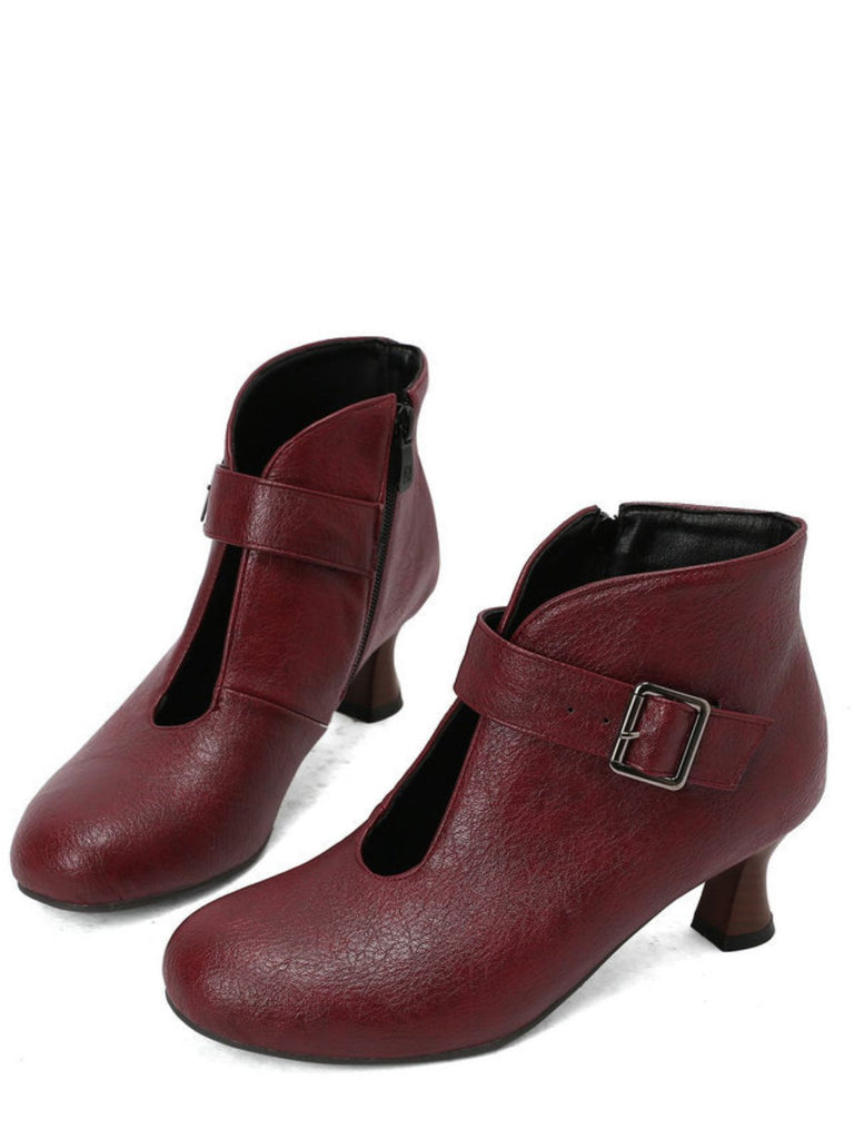 Boots mit Cut-out und Blockabsatz