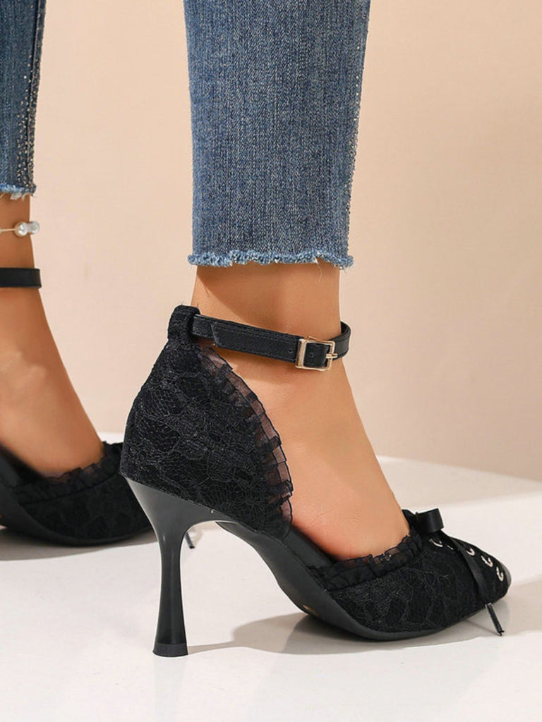 Gothic High Heels mit Blumen und Spitze