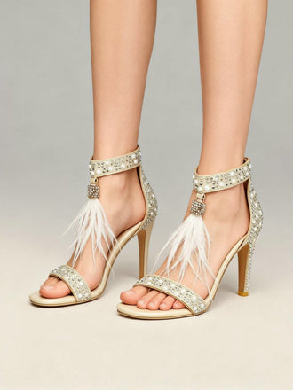 Beige Schuhe mit High Heel, Strass und Feather