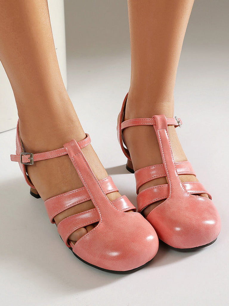 Pumps mit Cut-out und Mary Jane