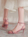 Rosa Sandalen mit Kristall und Riemen