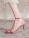 Rosa Sandalen mit Kristall und Riemen
