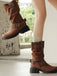 Mehrfarbige Boots mit Blockabsatz und Schnalle