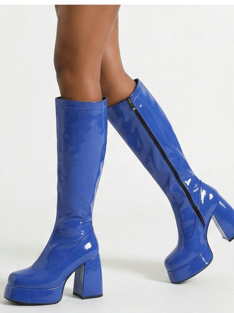 Plateau-Stiefeletten mit runder Spitze und Blockabsatz