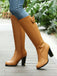 Boots mit Blockabsatz und Schnalle
