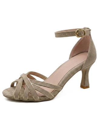 Beige Pumps mit Knöchelriemen und Trägern
