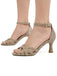 Beige Pumps mit Knöchelriemen und Trägern
