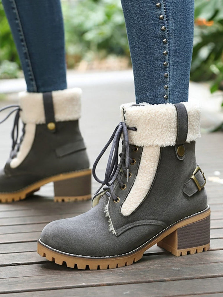 Nubuk-Schnürstiefeletten mit Plüschbesatz und Blockabsatz
