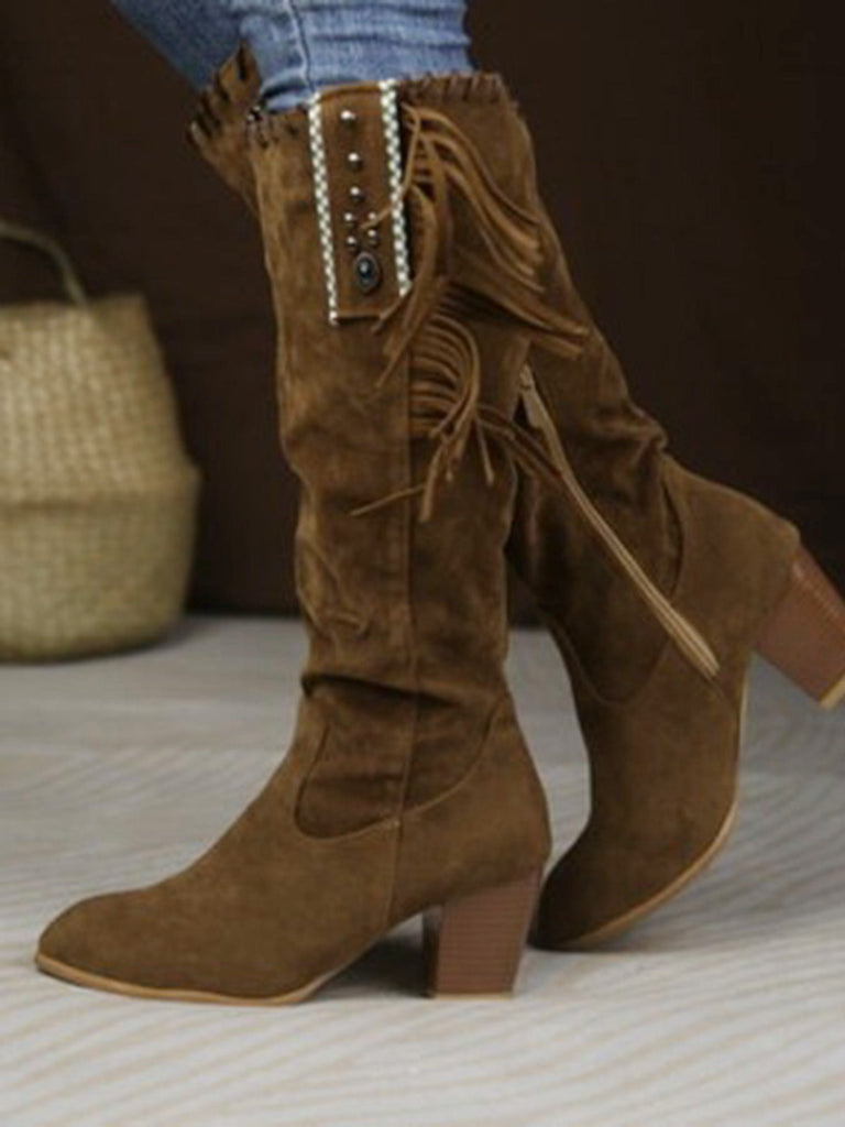 Wildleder-Stiefel mit Fransen, Nieten und Blockabsatz