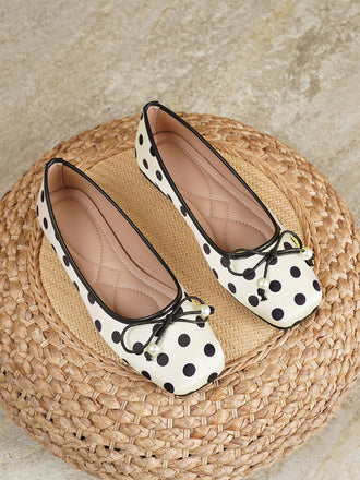 Schwarze & Weiße Ballerina-Schuhe mit Polka-Dots und Schleife