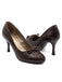 Dunkelbraune Pumps mit Schleife und Stilettoabsatz