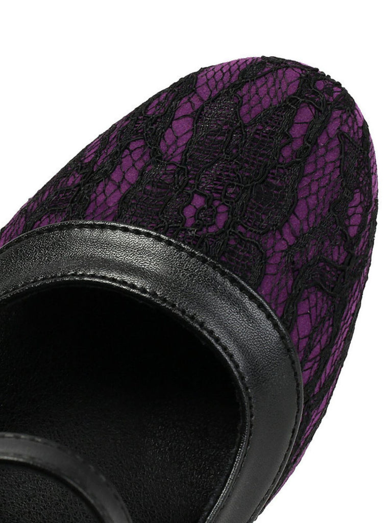 Vintage Mary-Jane-Pumps mit Spitze, Schnallenriemen und Blockabsatz
