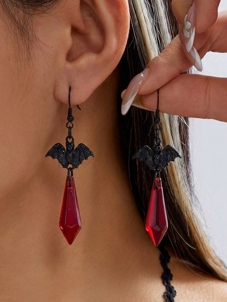 Rote Gothic Ohrringe mit Kristall und Fledermaus