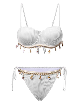 Weißes 50er Bikini-Set mit Muscheln und Seestern