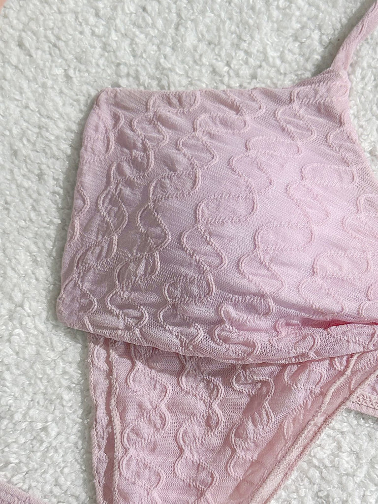 3-teiliges Rosa 1950er Halter-Plissiertes Twist Bikini-Set & Überwurf