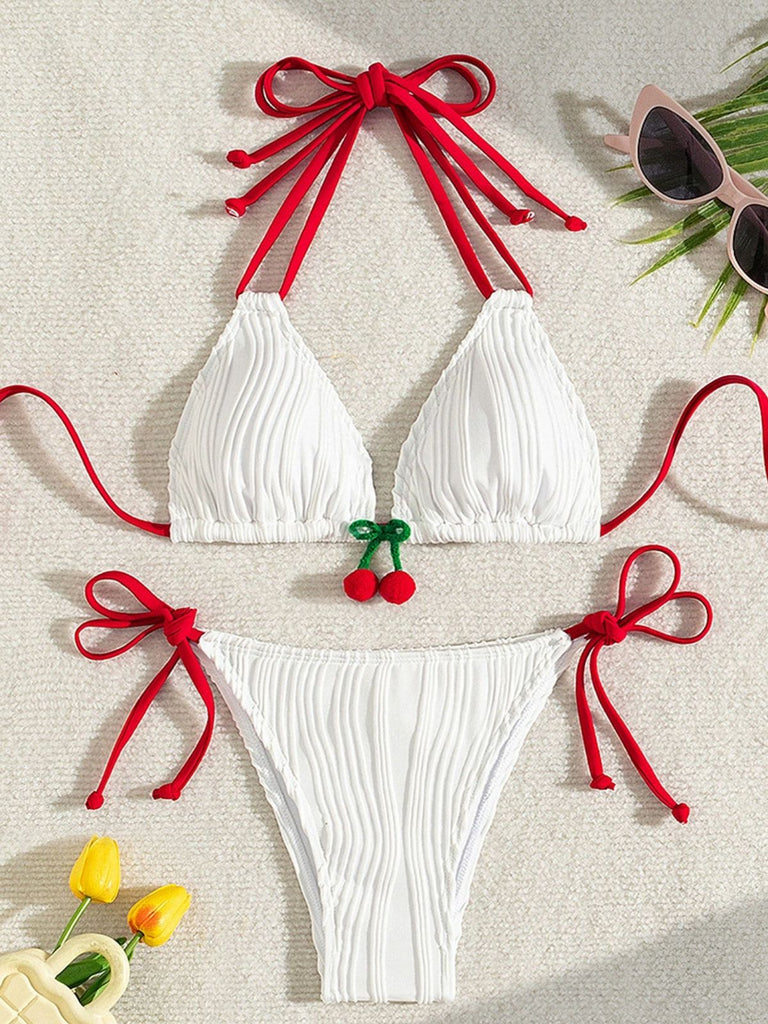 Weißes 50er Bikini-Set mit Neckholder und Kirschen