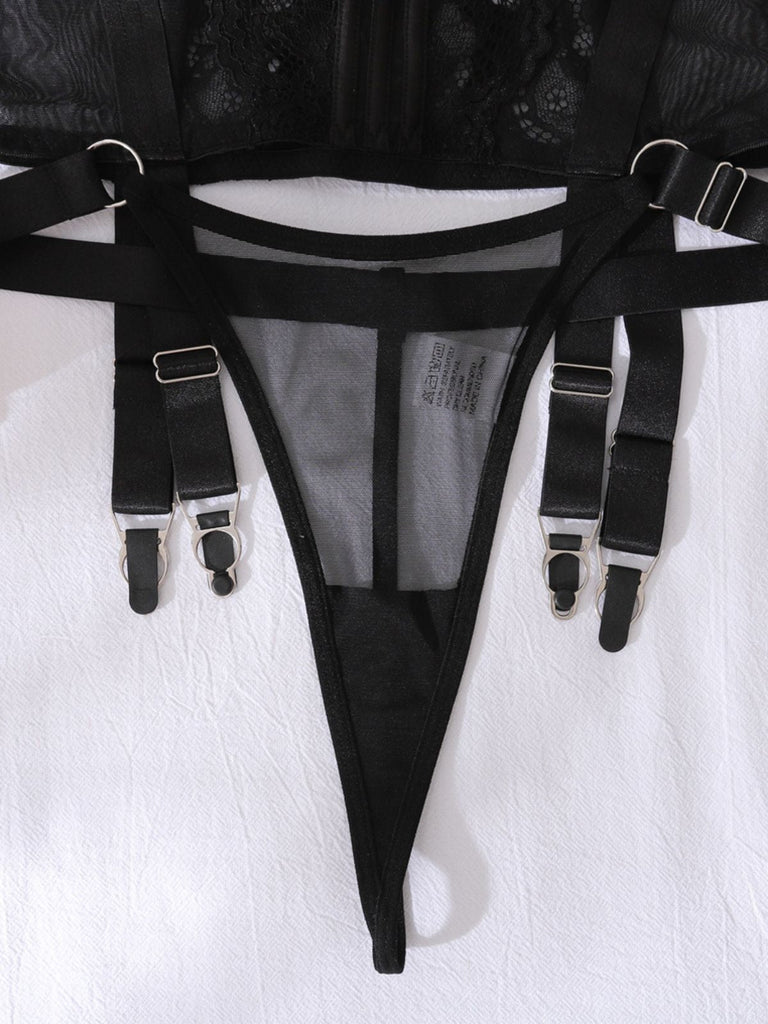 50er Dessous-Set mit transparenter Spitze und Strumpfhalter-Chemise