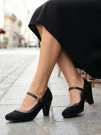 Vintage Pumps mit Spitz und Blockabsatz