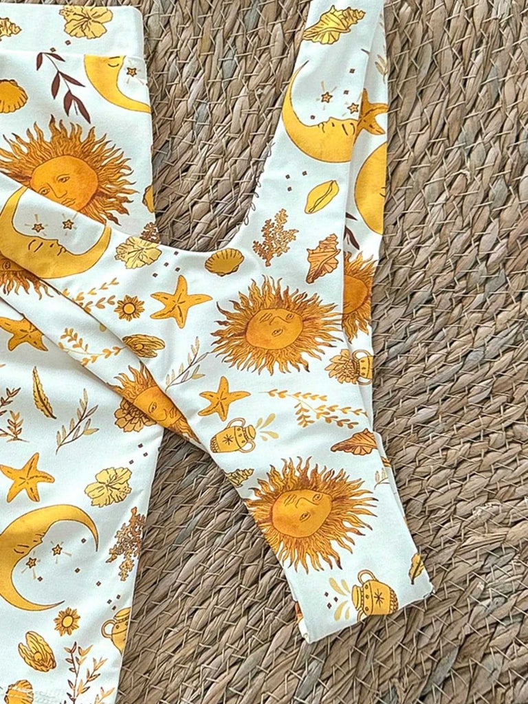 Gelbes 70er Bikini-Set mit Print und Himmlisch