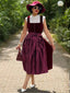 Weinrotes 50er Oktoberfest-Dirndl-Set mit Samtkleid und Schürze