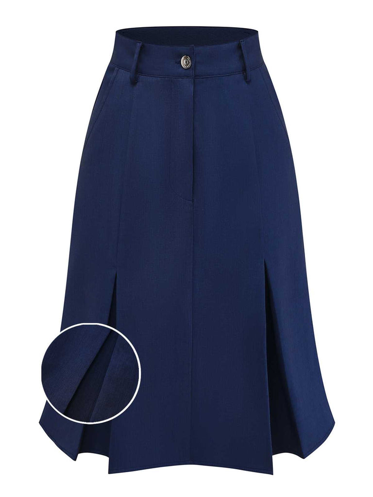 Studioaufnahme von vorne des marineblauen ausgestellten Rocks, auf der der Knopf- und Reißverschlussverschluss hervorgehoben ist.