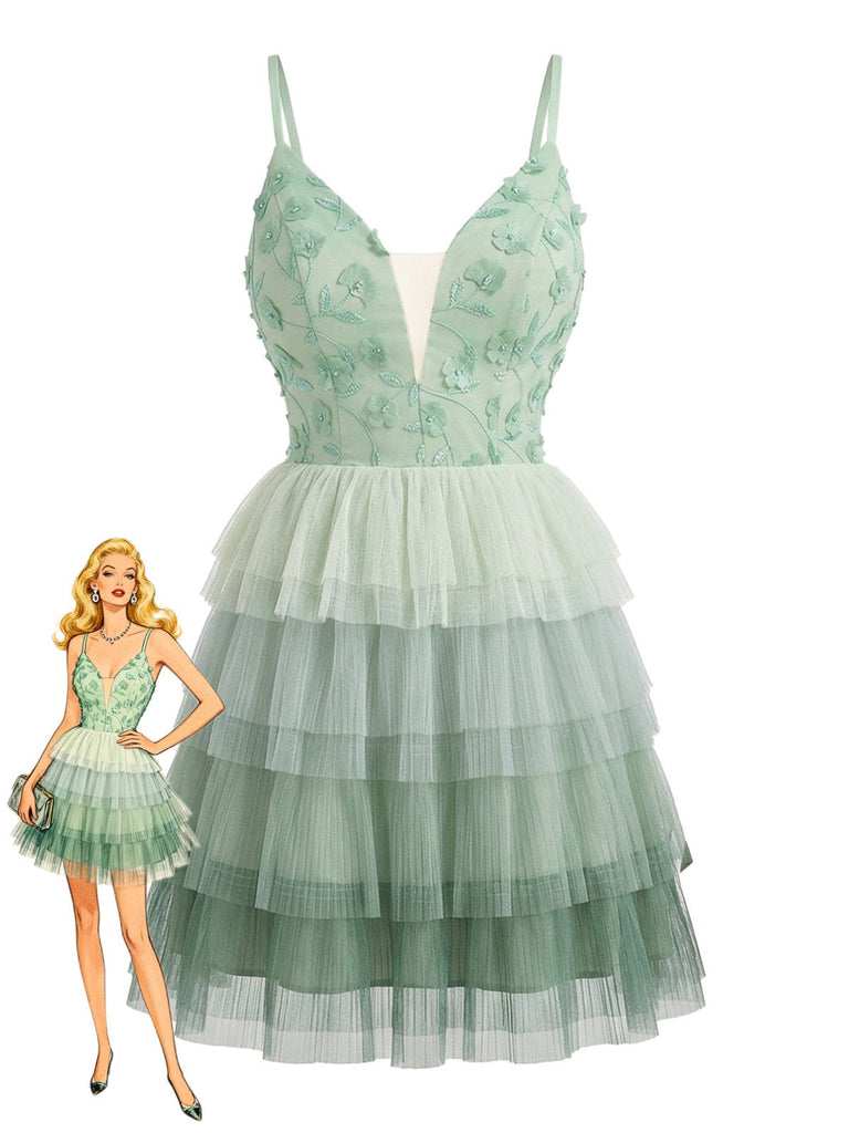 Vorderansicht eines mehrlagigen Tüllkleides mit gestuftem Rüschenrock