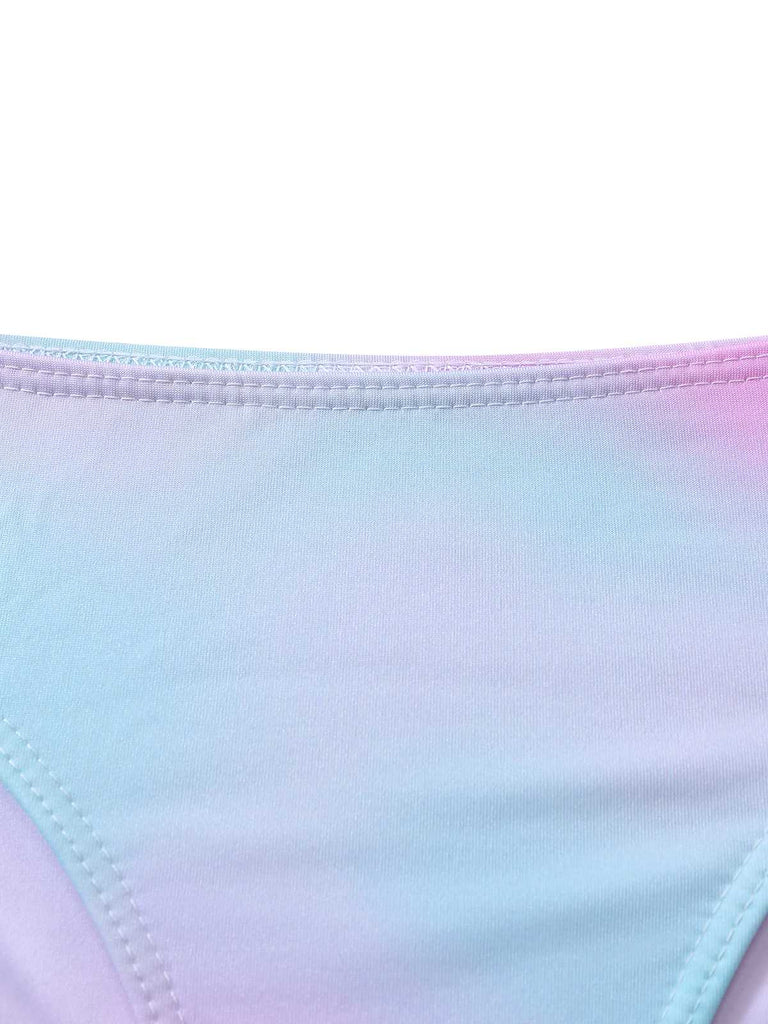 Nahaufnahme des elastischen Bundes und der Nähte an der Bikinihose mit Ombré-Print.