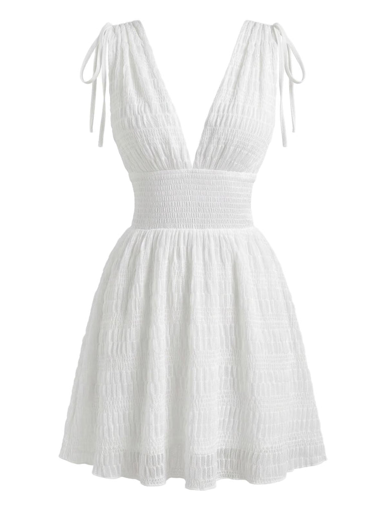 White 1950er Plunging Gesmokt Waist Textured Abwesenheits Kleid