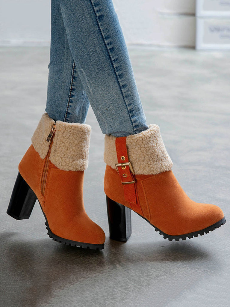 RETRO PLUS – KURZE STIEFEL AUS SAMT MIT DICKEM ABSATZ