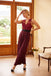 WEINROTER JUMPSUIT MIT GEPUNKTETEM GÜRTEL
