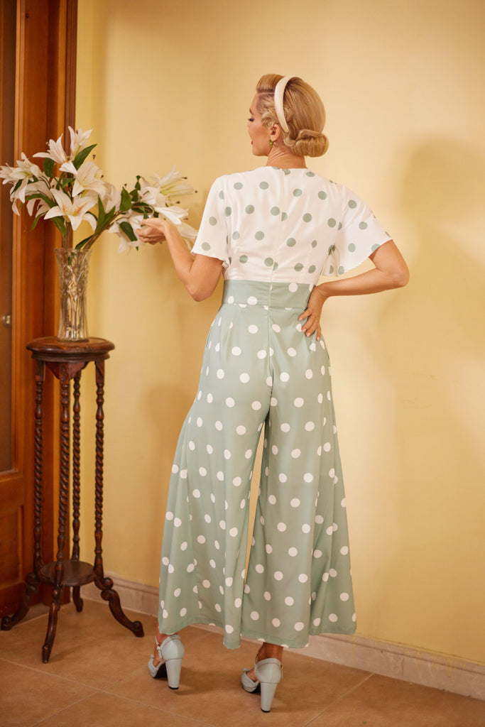 GRÜN-WEISS GEPOLSTERTER JUMPSUIT