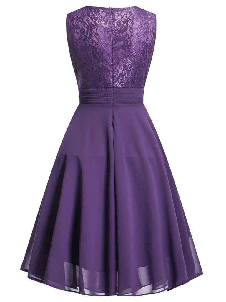ÄRMELLOSES SWING-KLEID AUS EINER EINFACHER SPITZE