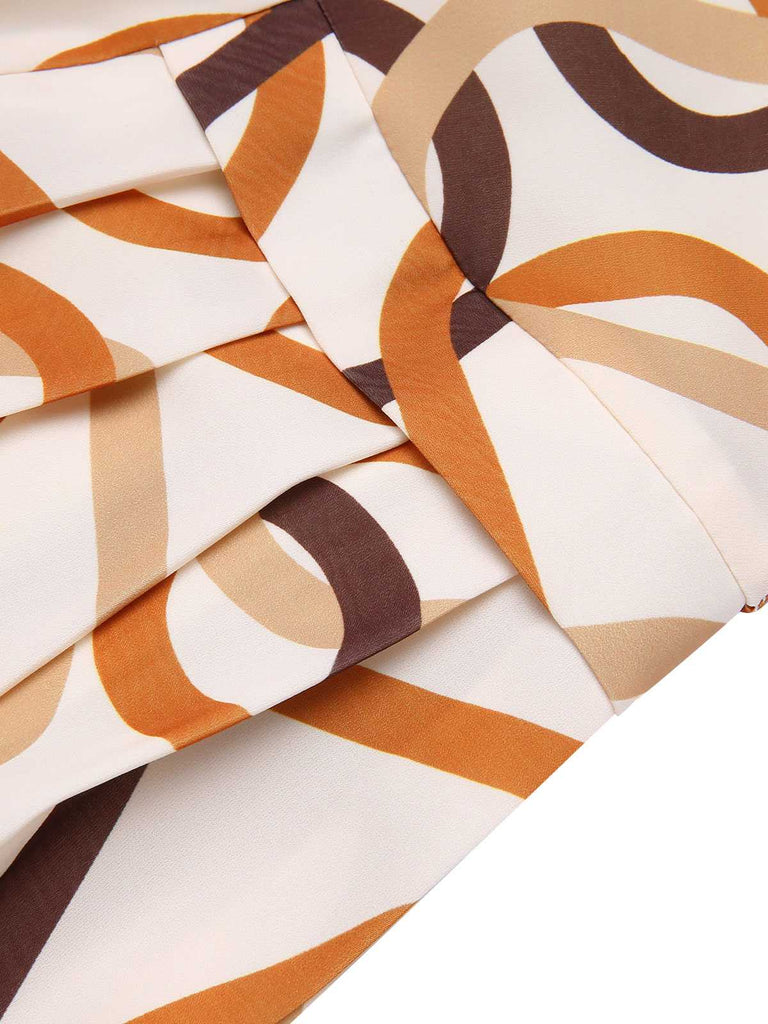 Gelbes 1960er Stehkragen bedrucktes plissiertes Kleid