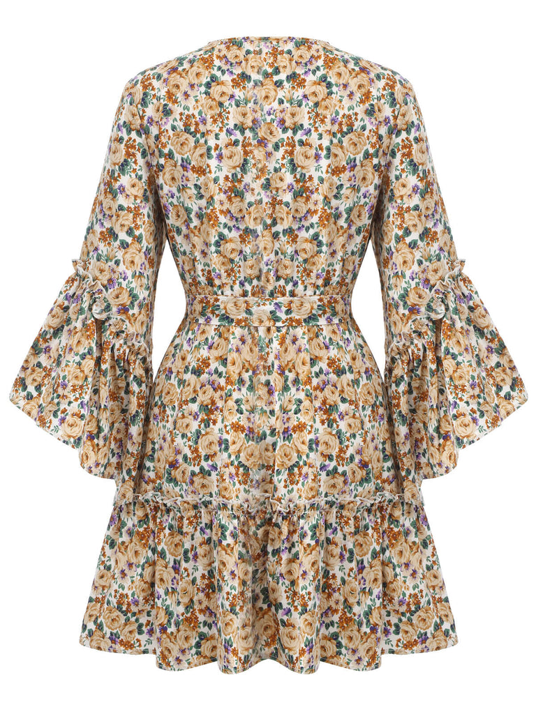 1960er Ausgestelltes Kleid mit langen Ärmeln und Gürtel mit Blumenmuster