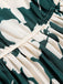 Grünes 1940er Kleid mit plissiertem Gürtel