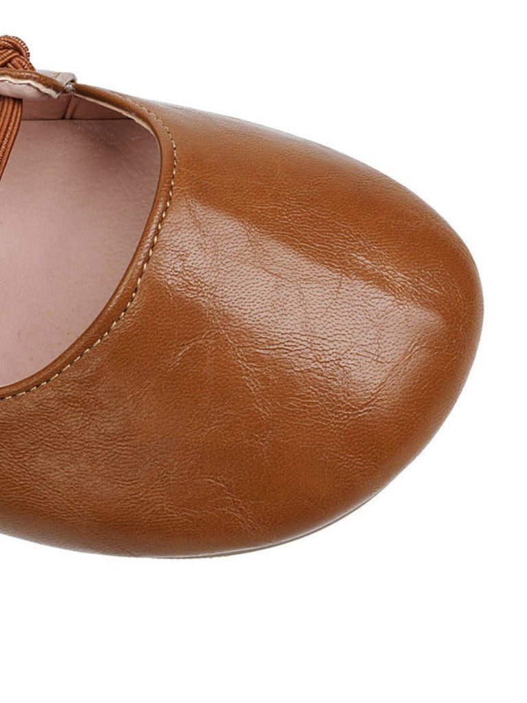 DREIREIHIGE FLACHE VINTAGE-SCHUHE