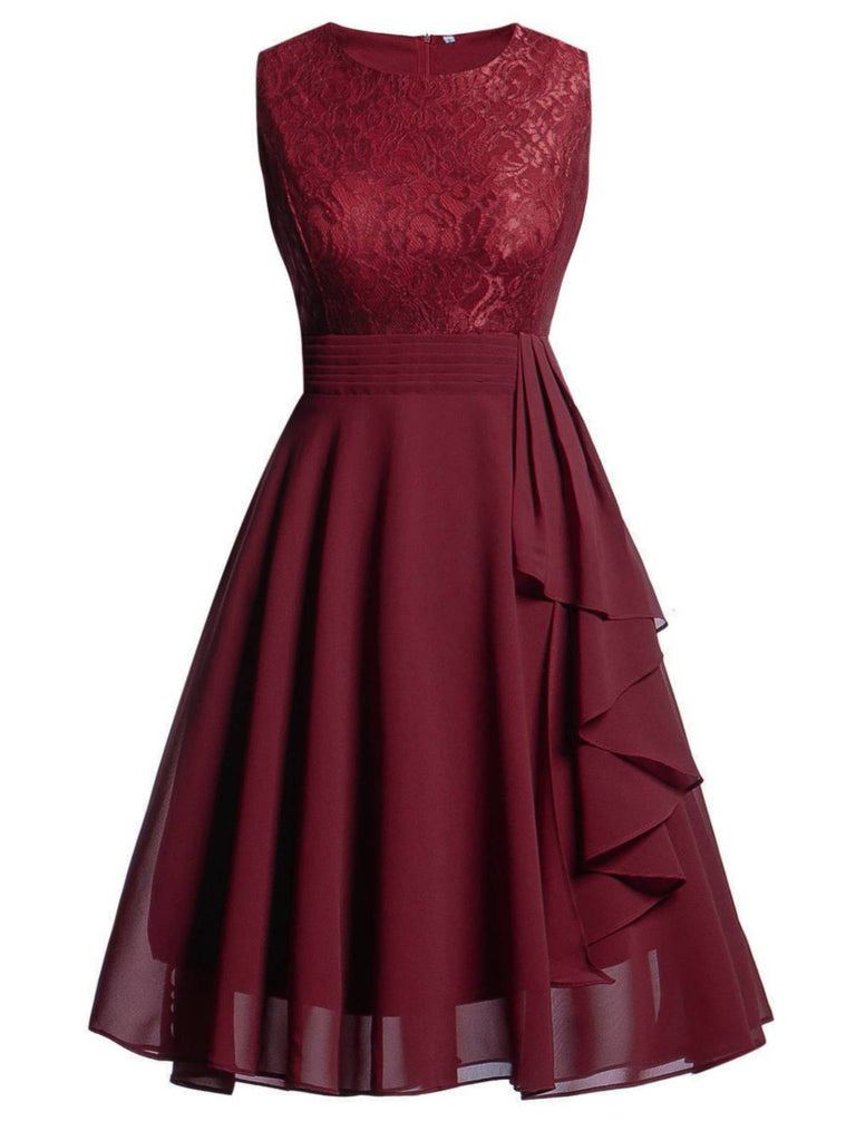 ÄRMELLOSES SWING-KLEID AUS EINER EINFACHER SPITZE